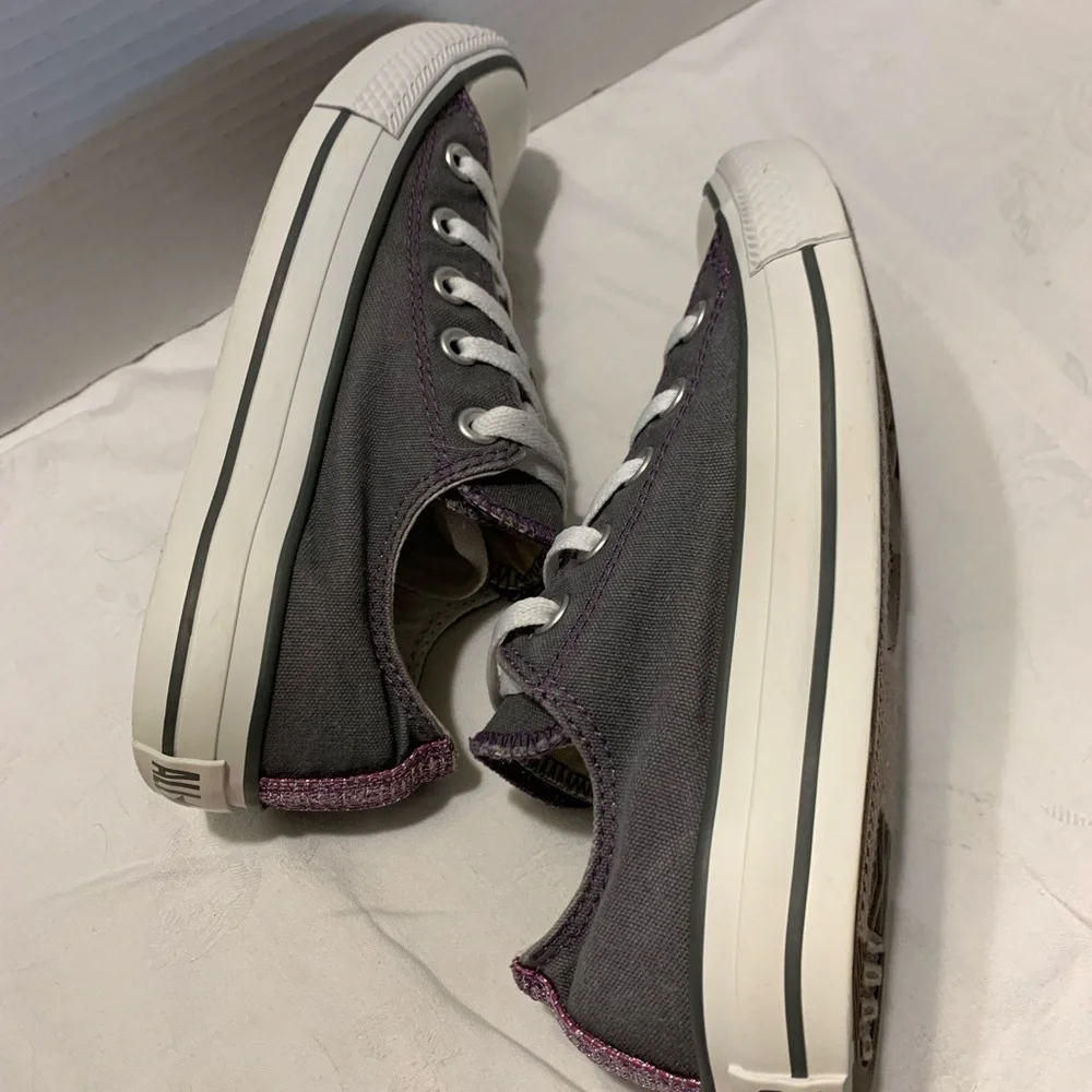 CONVERSE ALL⭐️STAR GRAY & METALLIC PURPLE SNEAKERS VGUC - Picture 4 of 10